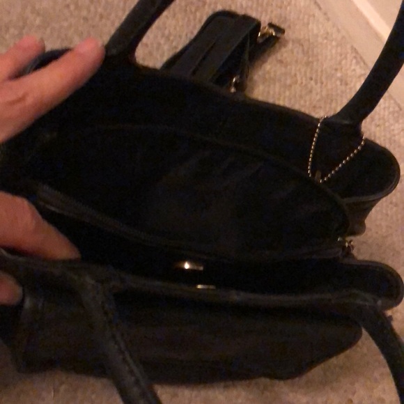 Authentic Fossil Classic satchel with strap. - Picture 5 of 7